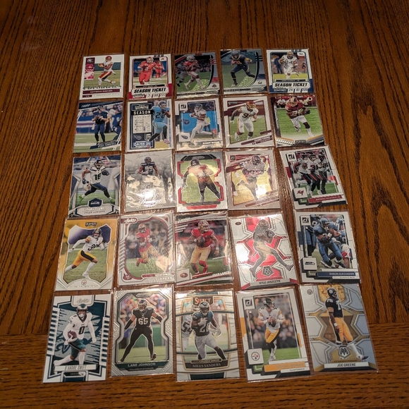 100 NFL Football Cards Lot 🏈 Football Trading Card Collection NFL Lot 🔥 - Picture 5 of 7